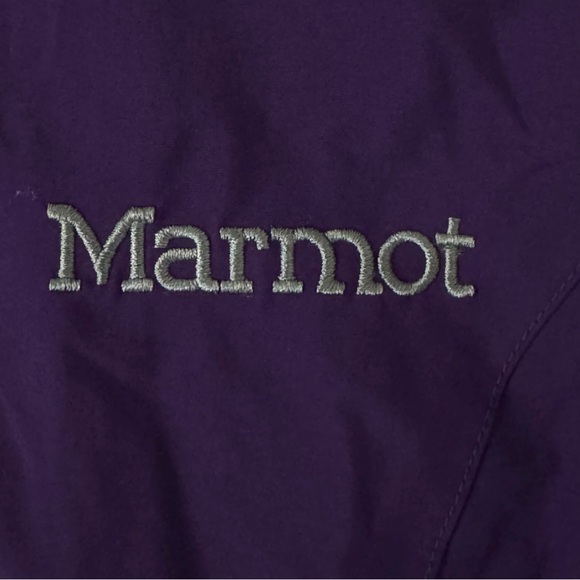 Marmot Hooded Rain Jacket Womens XS Purple Wind Breaker Waterproof Light Pockets - Picture 3 of 16